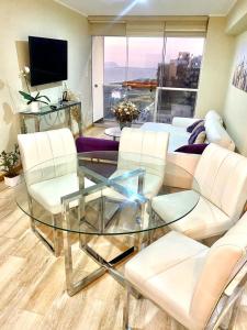 Lovely apartment in front of malecon!