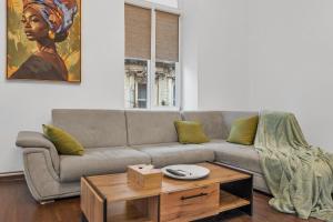 Central Charm 2BR Unirii Square