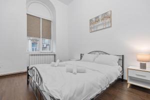 Central Charm 2BR Unirii Square