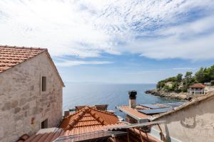 Seaside secluded apartments Cove Tvrdni Dolac, Hvar - 8703