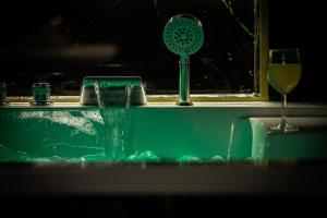 Golden Suite - Elegance - Private Spa Jacuzzi