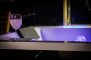 Golden Suite - Elegance - Private Spa Jacuzzi