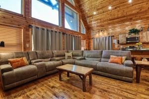 Mama Bear "WHEEL-CHAIR FRIENDLY" Retreat