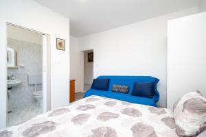 Apartments by the sea Kampor, Rab - 12388