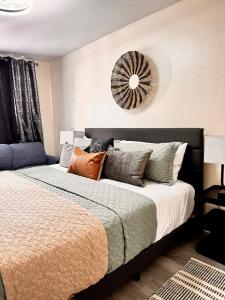 Modern 3BR Retreat with Comfort & Style Near Disney