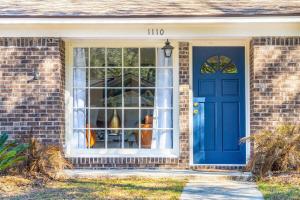 Mount Pleasant Crash Pad