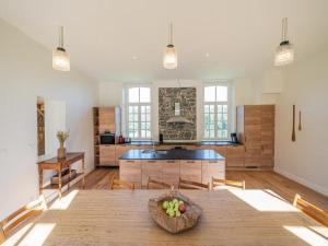 Historic Gardener s House in Haltinne