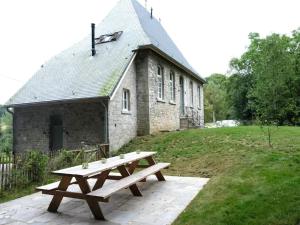 Historic Gardener s House in Haltinne