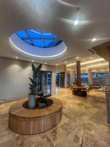 Apartasuite con vista al mar y acceso a la playa