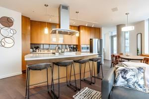 Sophari Towers Bellevue Apartments