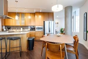 Sophari Towers Bellevue Apartments