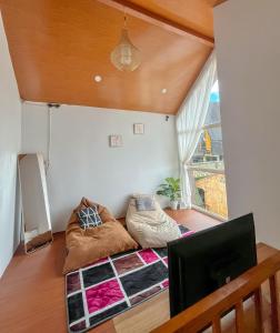 Villa with mountain and plantation views