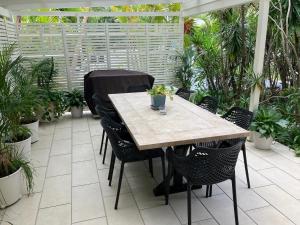 Debbies Place, Rainbow Beach Retreat