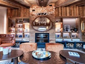 Penthouse alpin moderne à Méribel, 12 pers., cheminée, service hôtelier 5* - FR-1-613-136