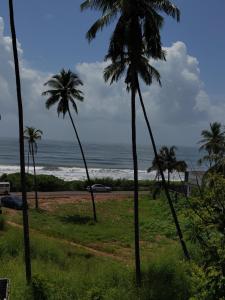 Sun n Tan Beach Home stay