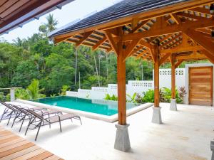 Baan Pandoo 3BR Mountain View Private Pool
