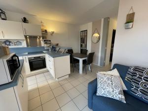 Appartement 1er étage avec terrasse, proche plage et port, Arzon - FR-1-775-34