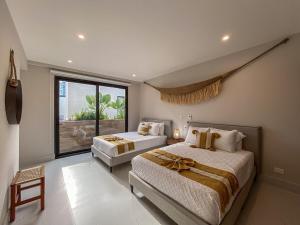 Luxury Retreat in Puerto Cancun with Rooftop Pool