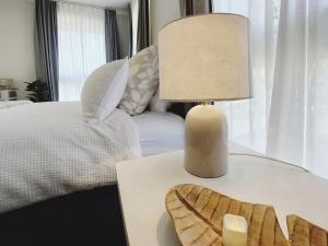 Charming Coastal Cottage Retreat