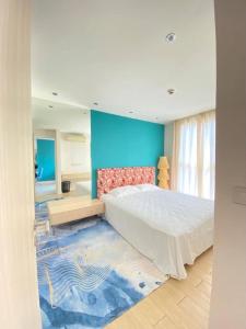 Grand Caribbean condo