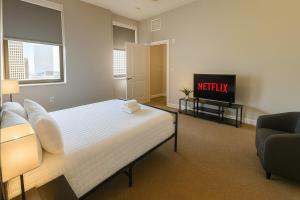 Downtown Luxe Suite Rock Hall, Casino, Stadiums