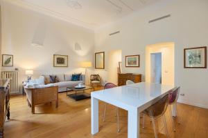 Luxury Apartment Porta Venezia Milan Center