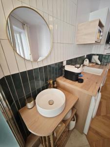 Paris Opera - 5 Min Walk - Elegant studio 2 sleeper