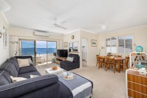 Del Rae Waterfront Shoal Bay