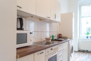 Cozy 3BR Apartment Near Wiener Stadthalle