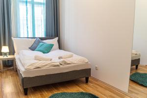 Cozy 3BR Apartment Near Wiener Stadthalle
