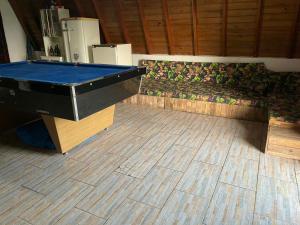 Chale dos borbas, praia do ervino,sfs