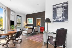 Luxury Waverton - Boutique Escape in Village Setting