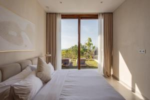 New cozy 2-Bedroom Ocean View Villa