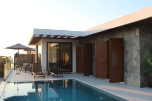 Luxury Villa Lorcrimar