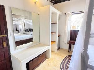 Royal House Shela