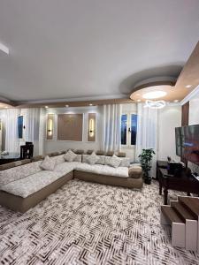 شقة بإطلالة بانورامية على النيل