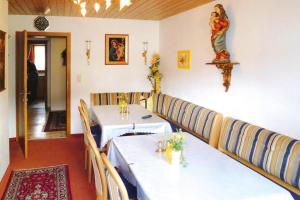 Apartment in Fügen with parking space