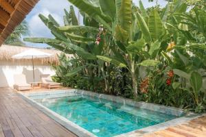 Villa Veloso A Private Villa with Pool in Sta Fe Siargao