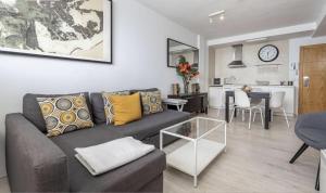 Montegorbea con parking privado y taquilla