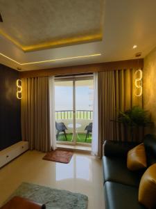 Bayfront Bliss - Flat 3BHK in Calicut Beach-Wakeup to stunning views