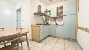 GAUDIO APPARTAMENTs A DUE PASSI DAL TEATRO ARISTON NEL CENTRO DI SANREMO