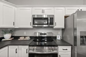 111 Hickory Grove Blvd Unit #B5