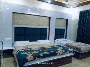 HOTEL sHIV STAY