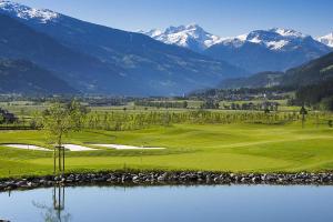 Apartment building, Fügen
