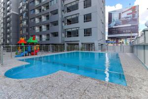 The modern executive serene suites with amazing breathtaking city views ,fully equipped gym and swimming pool and private ample parking space