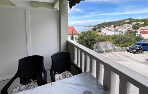 Beautiful Apartment In Duce With House Sea View 