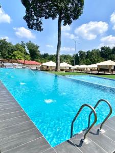 Usima Forest Resort