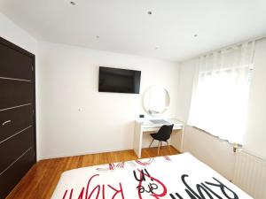 Luxury apartment Elis with private pool