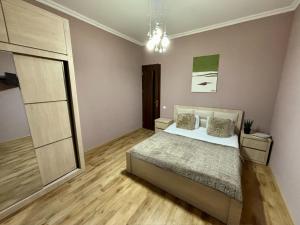 Luxury 2 Bedroom Apartment with Parking & Mtatsminda View Alexidze 13