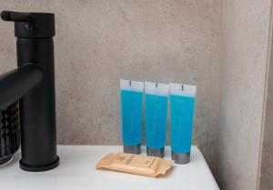 Krasiński Garden Elegant Apartment by BookingHost